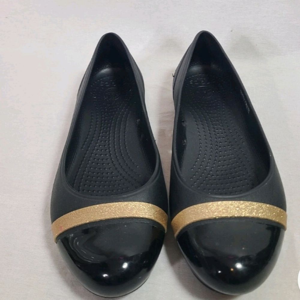 CROCS WOMENS BRYNN BALLET with TOE CAP AND SPARKLE TRIM FLATS